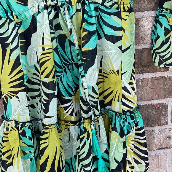 Take 50% OFF- Club Z Collection Tropical Leaf Print Dress, Size-M - Picture 7 of 11
